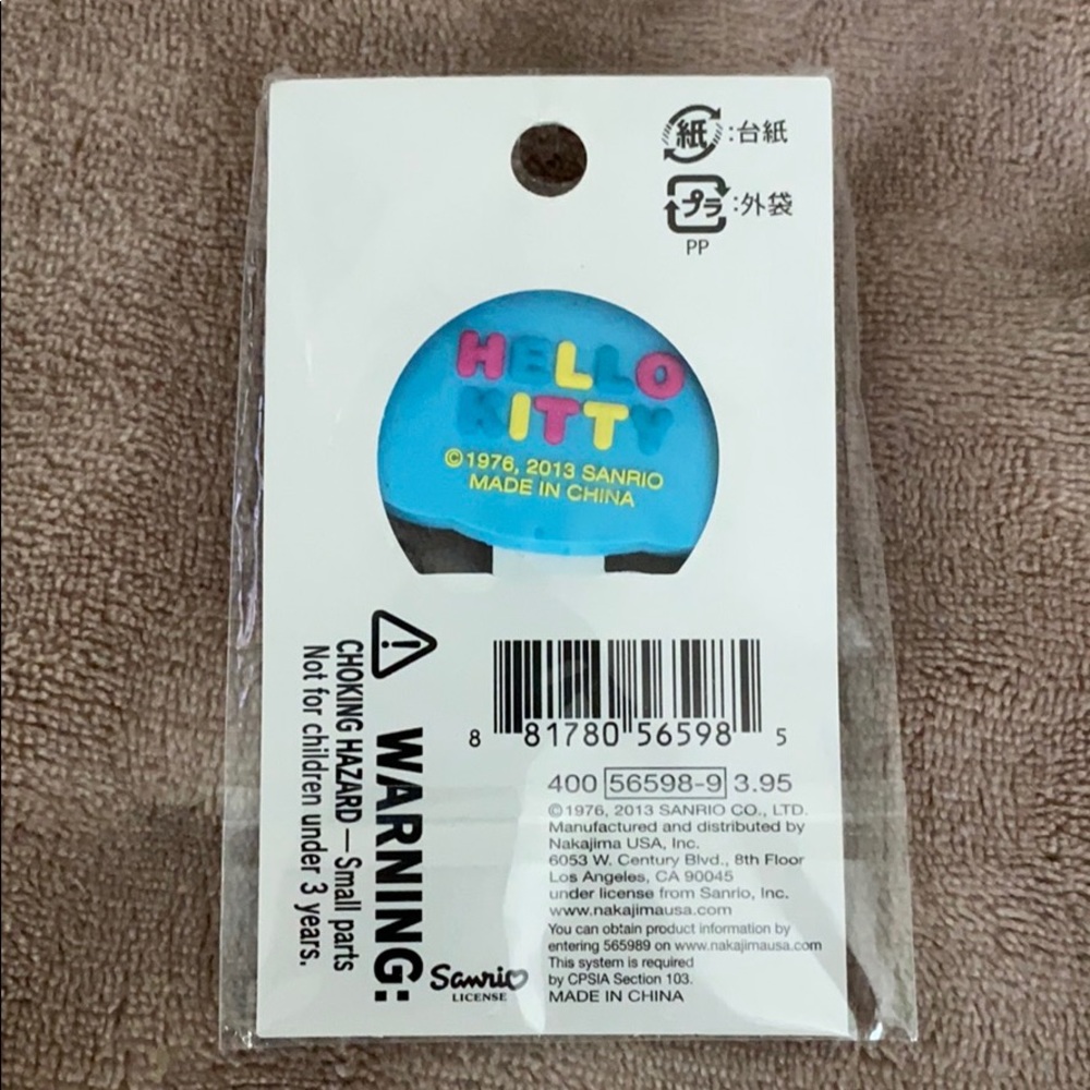 Hello Kitty key cap - Picture 3 of 3